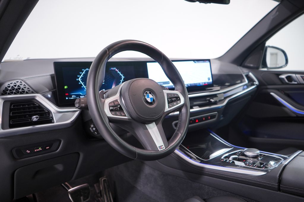 Thumbnail: 2024 BMW X5 - 6