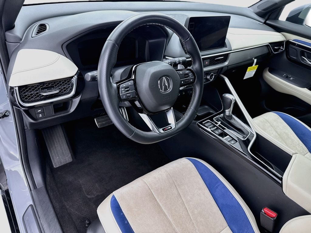 Thumbnail: 2025 Acura ADX - 9
