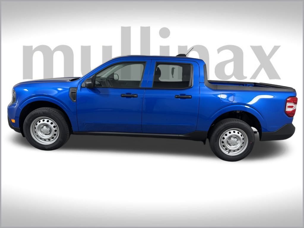 2025 Ford Maverick XL photo 2