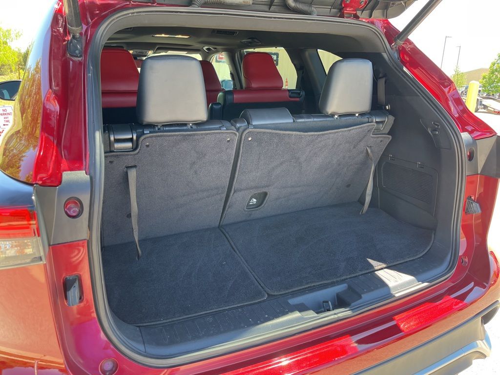 2021 Toyota Highlander XSE 10