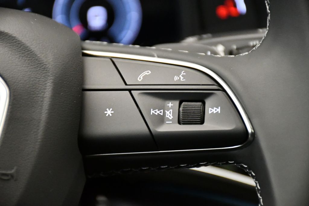 Thumbnail: 2026 Audi Q7 - 24