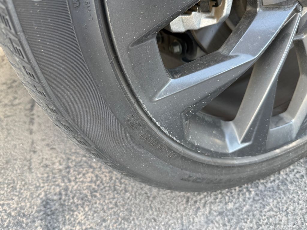 Thumbnail: 2022 Kia Sorento - 29