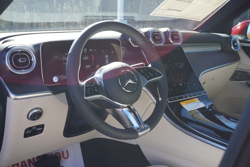 Thumbnail: 2026 Mercedes-Benz GLC - 10