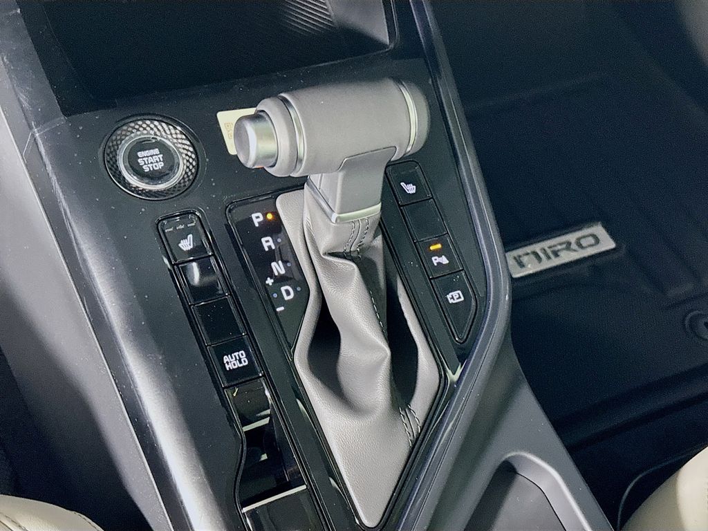 2025 Kia Niro EX
