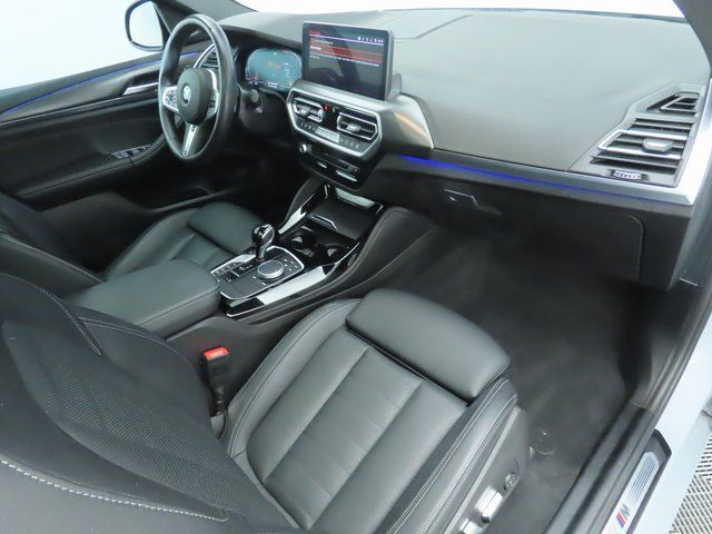 Thumbnail: 2023 BMW X4 - 18