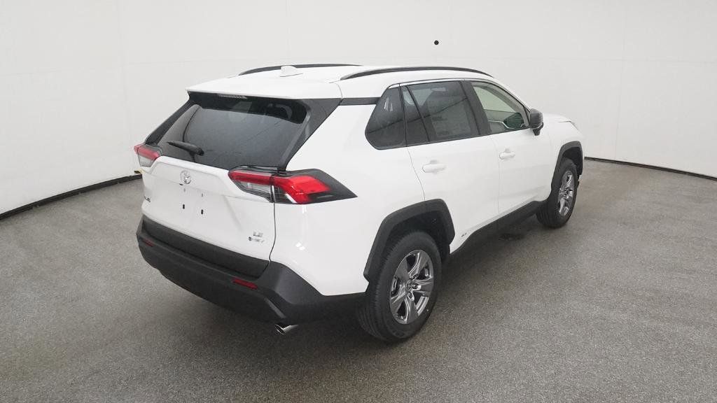 Thumbnail: 2025 Toyota RAV4 - 5