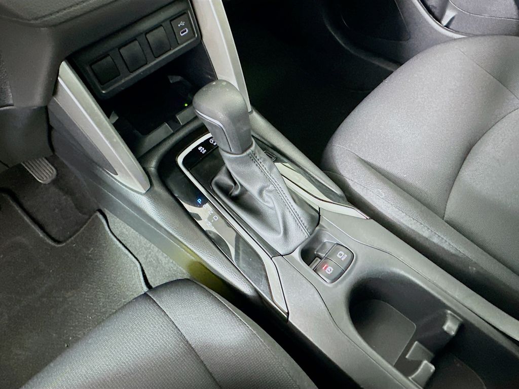 Thumbnail: 2024 Toyota Corolla Cross - 16