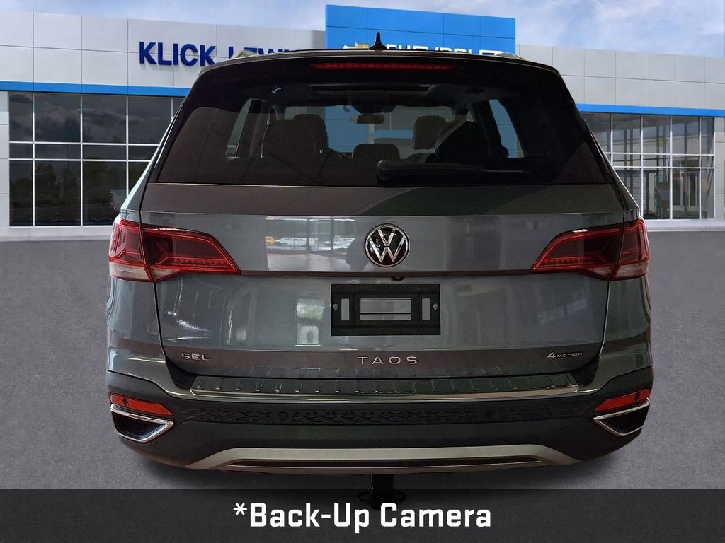 2022 Volkswagen Taos 1.5T SEL Gray at Subaru and VW of Moon Township