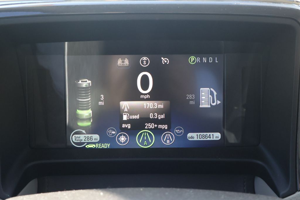 Thumbnail: 2014 Chevrolet Volt - 18