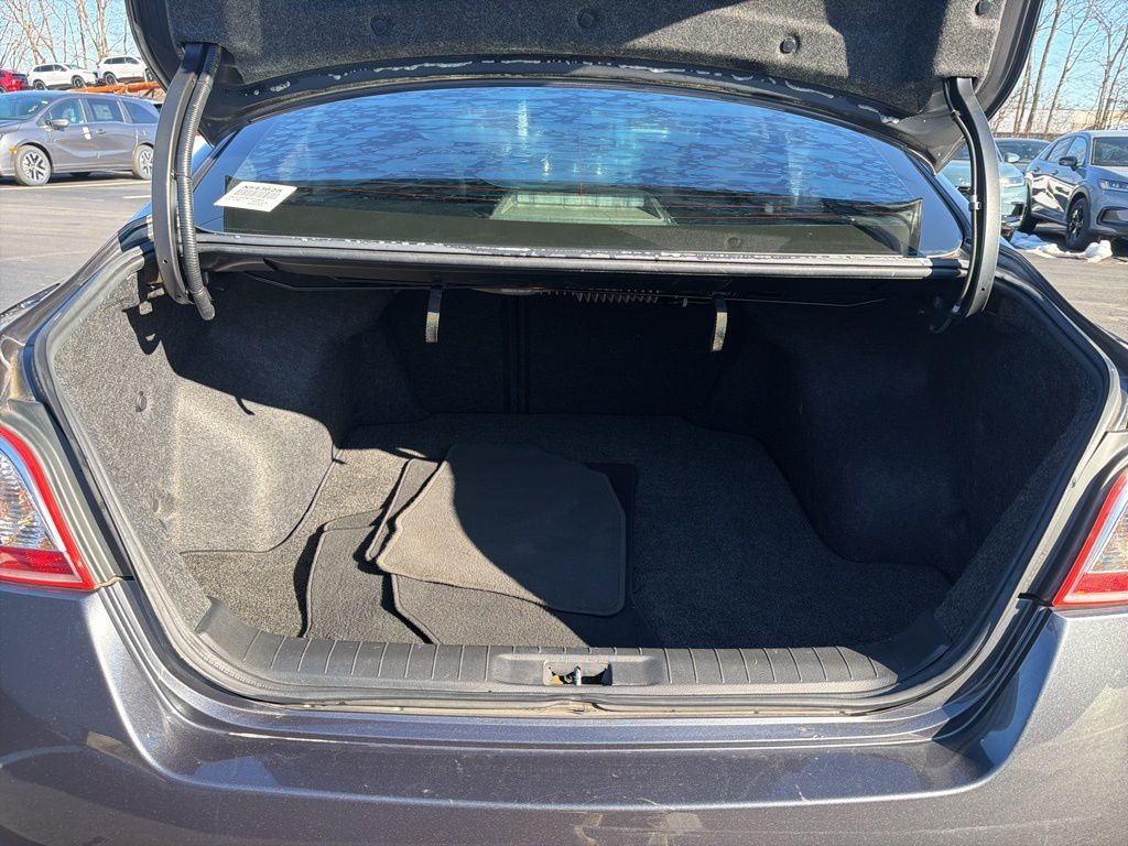 Thumbnail: 2013 Nissan Altima - 22