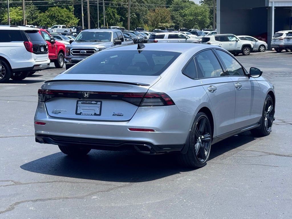 HondaAccord Hybrid16