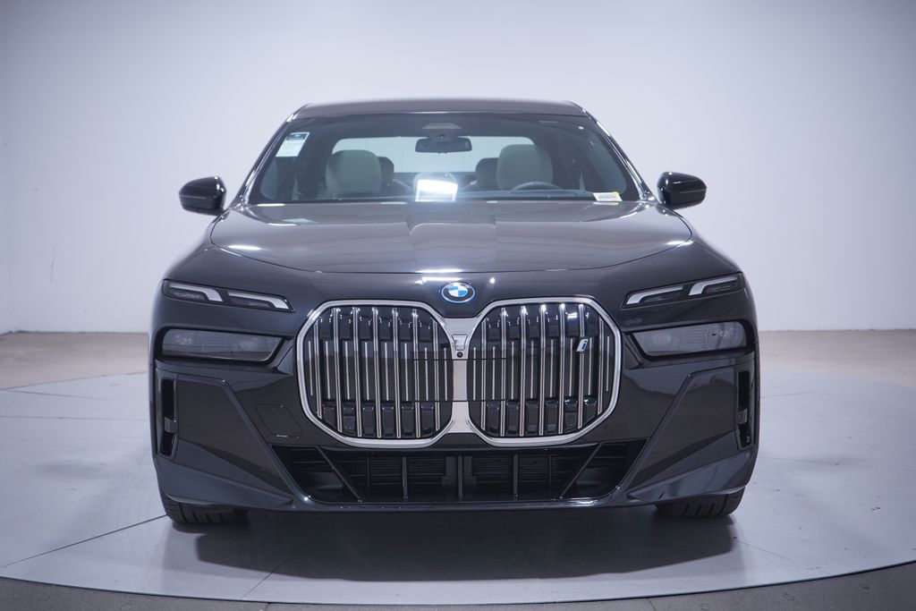 Thumbnail: 2026 BMW i7 - 4