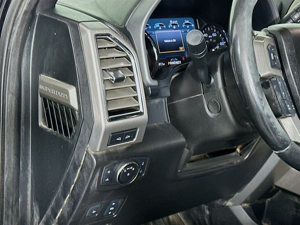 Thumbnail: 2018 Ford Econoline - 10