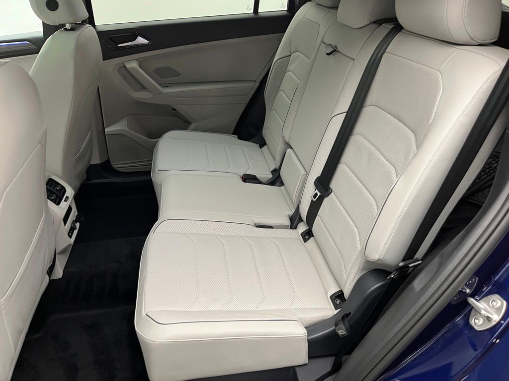 Thumbnail: 2024 Volkswagen Tiguan - 32