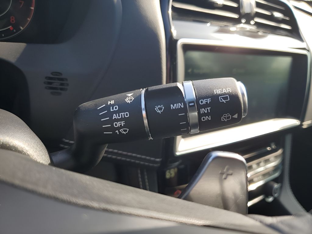 Used Car 2020 Jaguar F-pace  25t Checkered Flag For Sale Under $25,000 In Austin, Texas