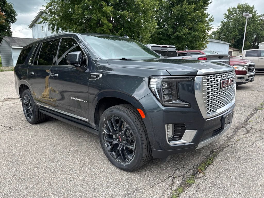 2022 GMC Yukon Denali 4WD