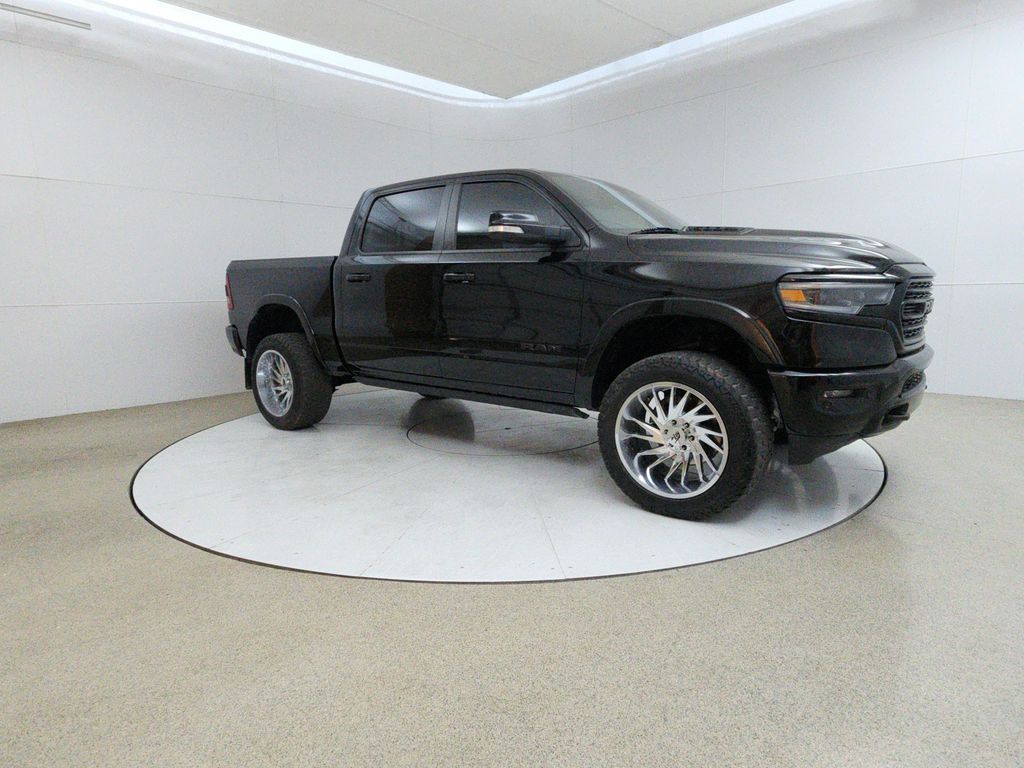 Diamond Black Crystal Pearlcoat 2020 RAM 1500 Limited Crew Cab 4WD Pickup Truck Four-Wheel Drive 8-Speed Automatic
