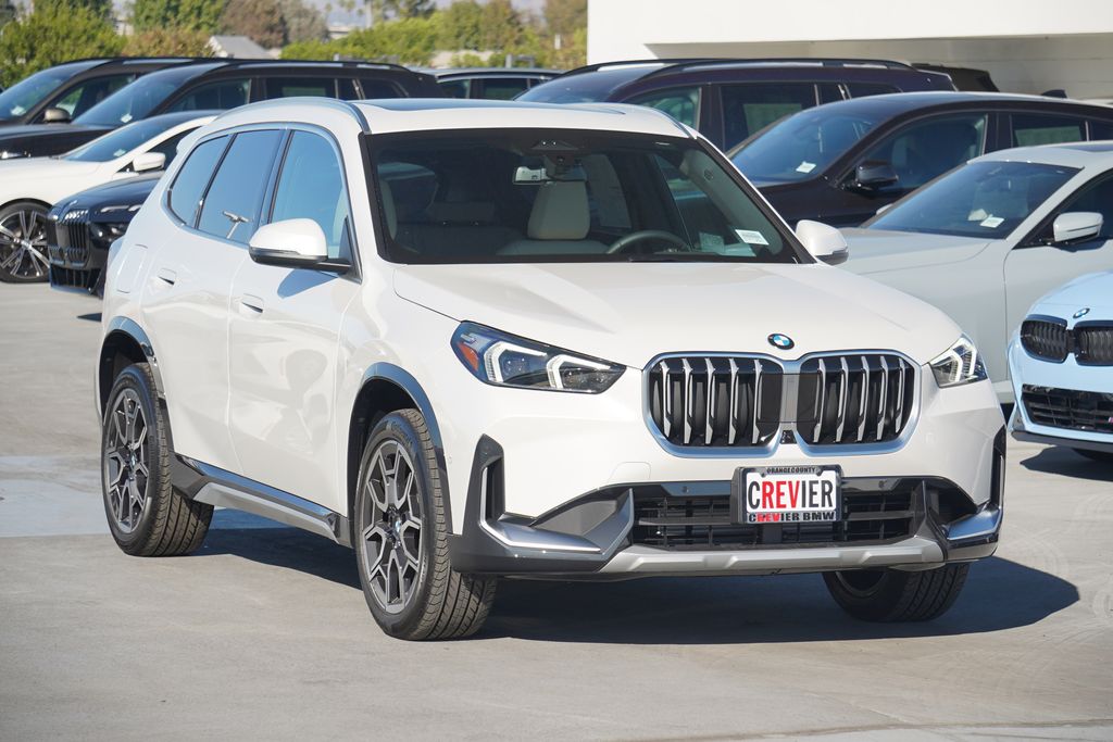 2025 BMW X1 xDrive28i 3