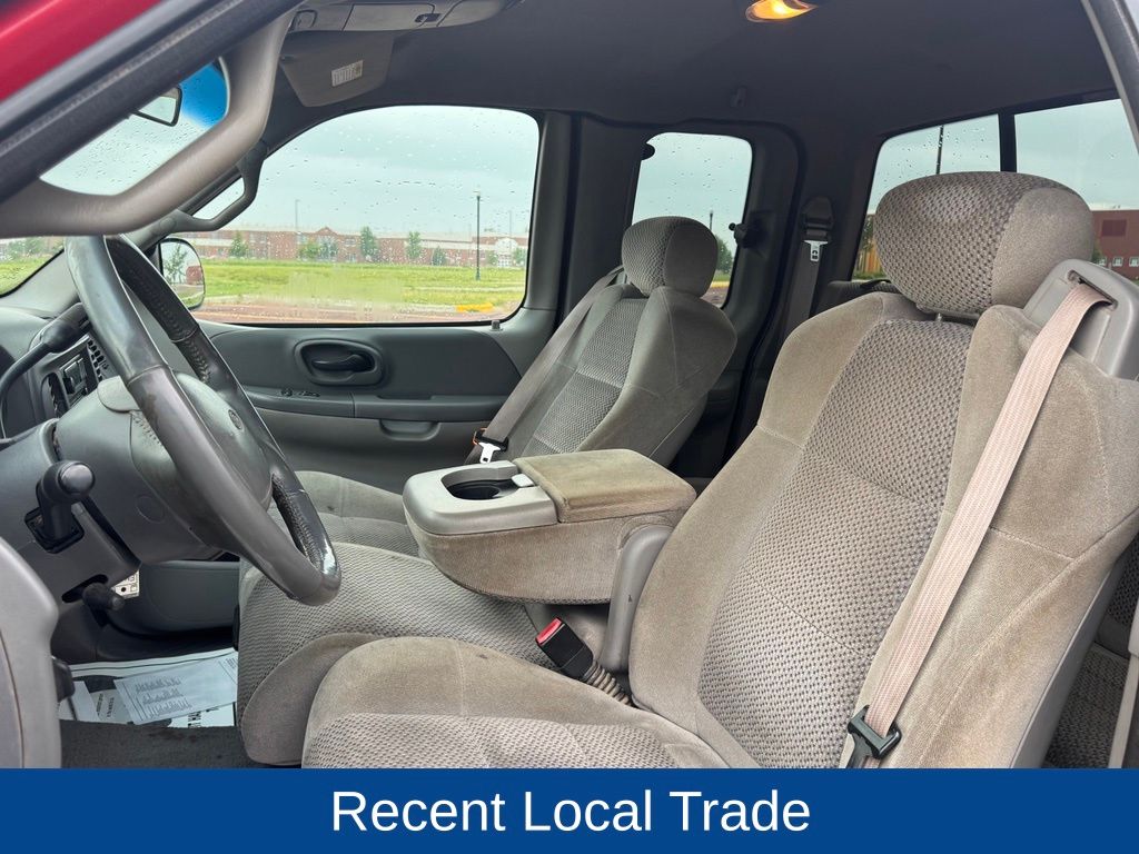 2002 Ford F-150 XLT