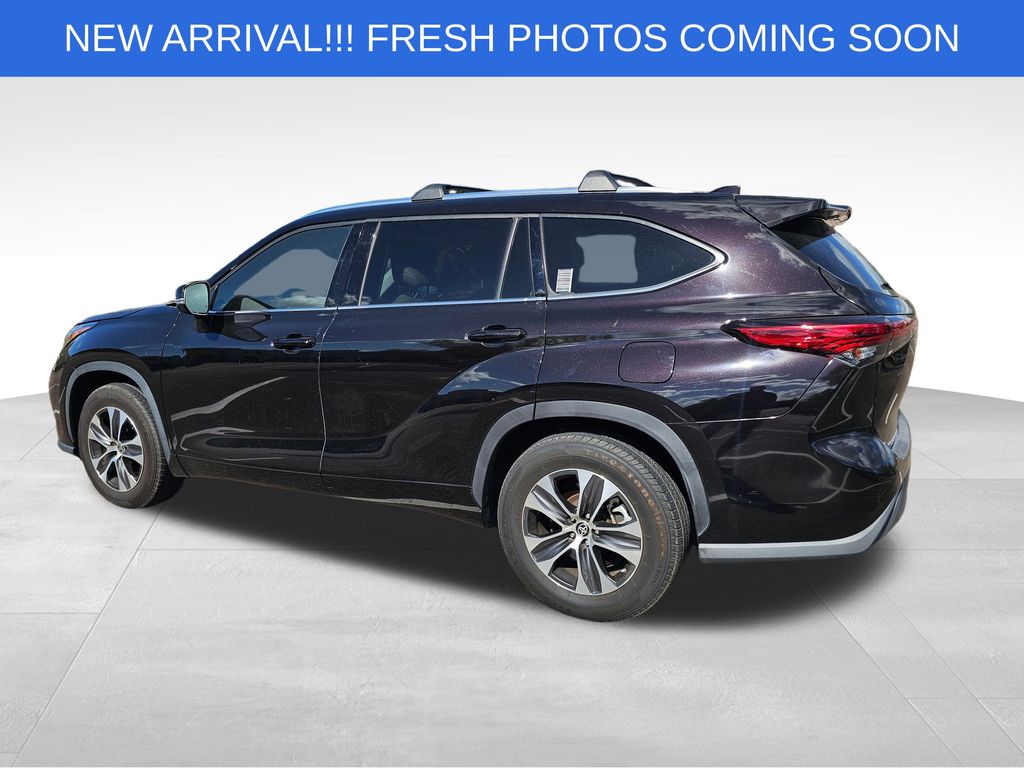 2021 Toyota Highlander XLE 4