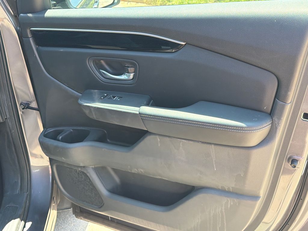 Used 2023 Gray Honda EX-L image 14