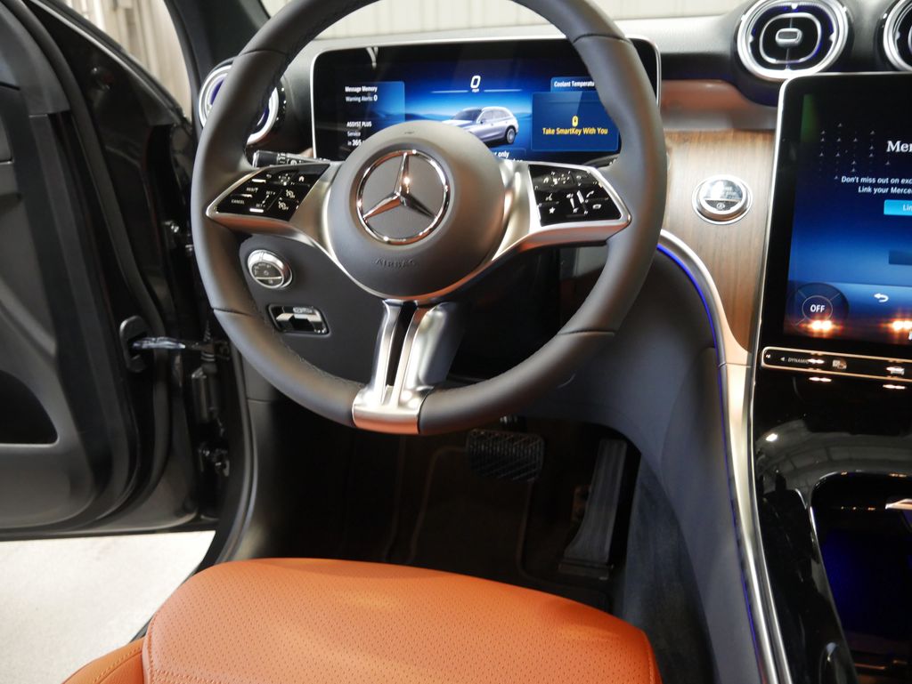 Thumbnail: 2026 Mercedes-Benz GLC - 23