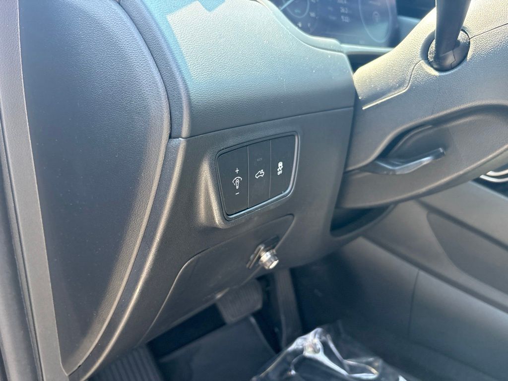 Certified Used 2022 Gray Hyundai Limited image 17