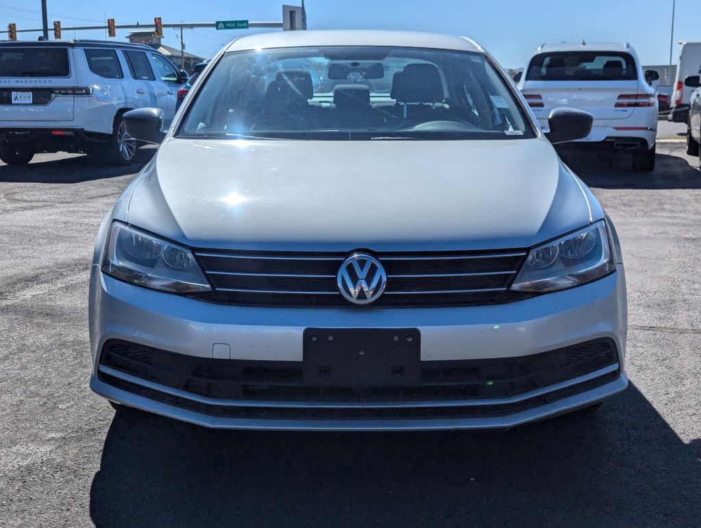 2015 Volkswagen Jetta 2.0L TDI S 11