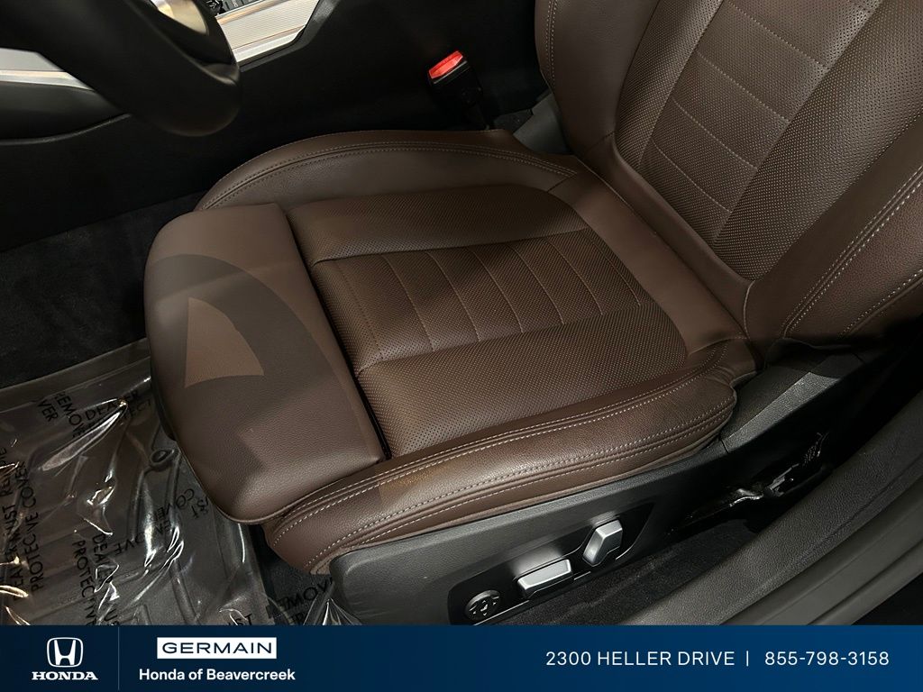 Used 2023 Black BMW eDrive35 image 19