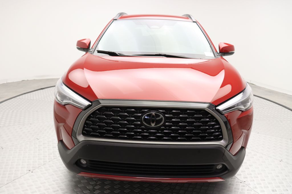 2024 Toyota Corolla Cross XLE 5