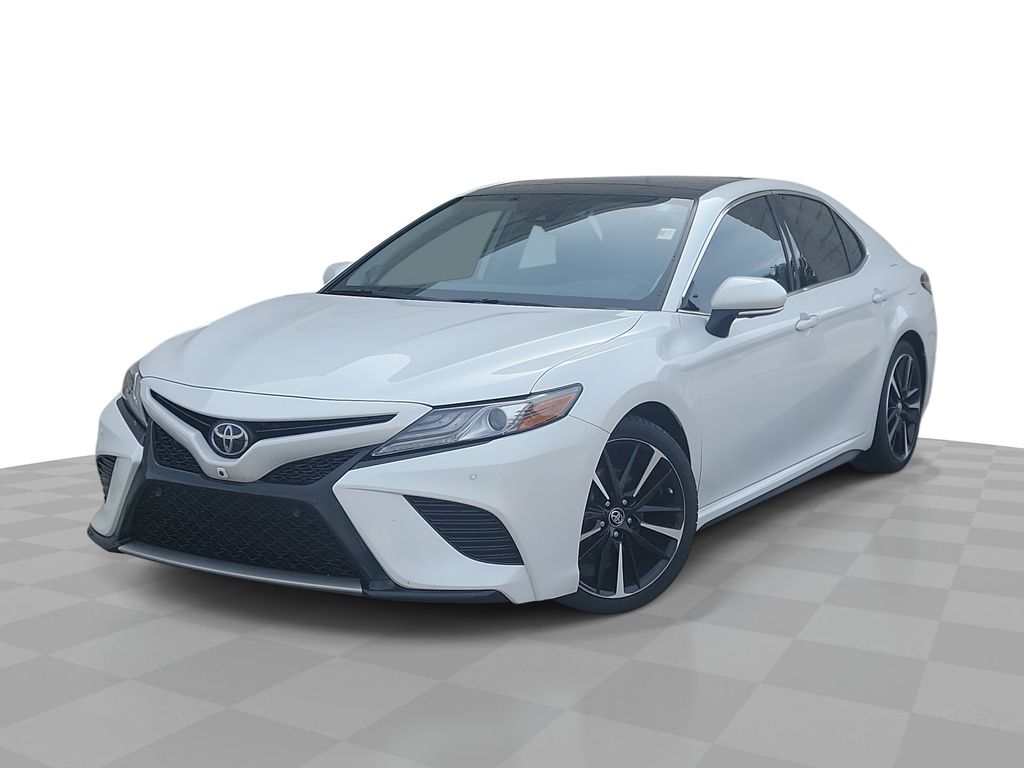 Pearl 2019 Toyota Camry Sedan Front-Wheel Drive 8-Speed Automatic