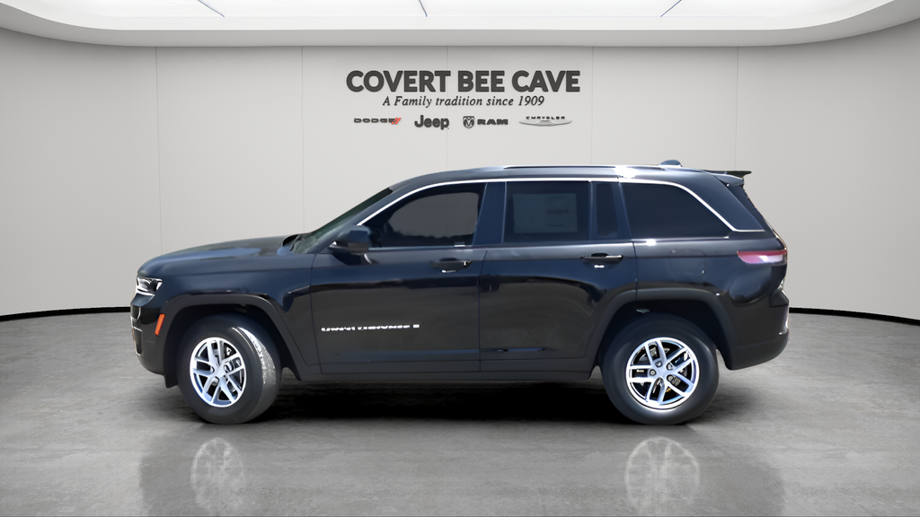 New Car 2025 Jeep Grand Cherokee  Laredo X For Sale Under $40,000 In Austin, Texas