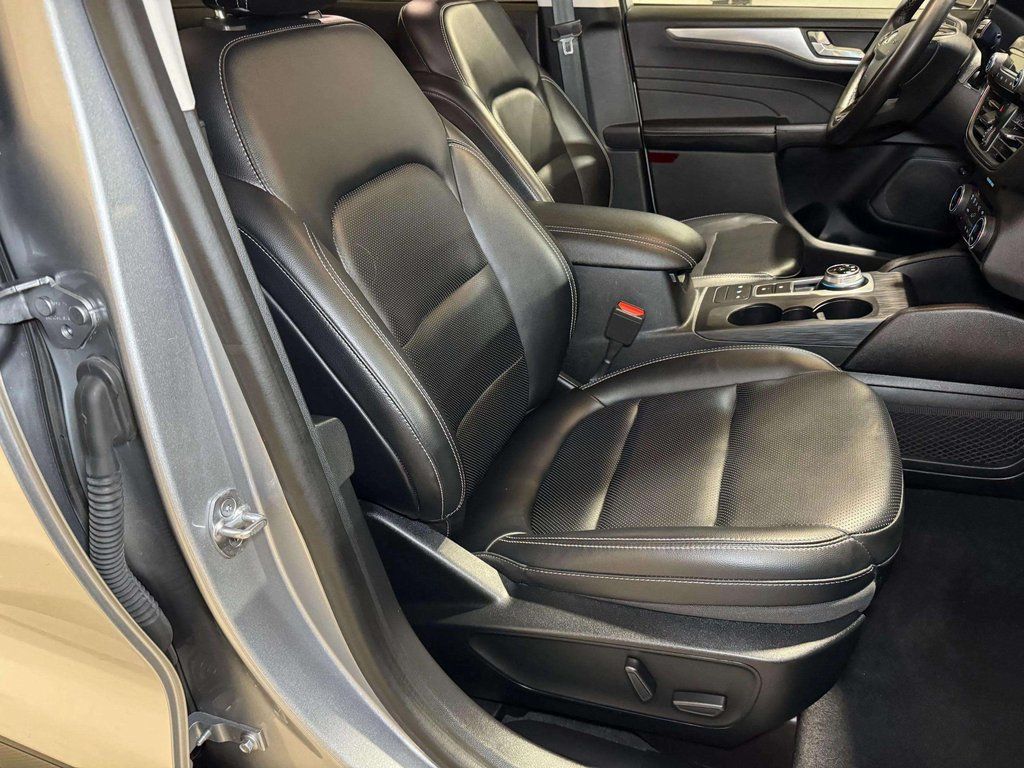 Used 2021 Iconic Silver Metallic Ford Titanium image 27