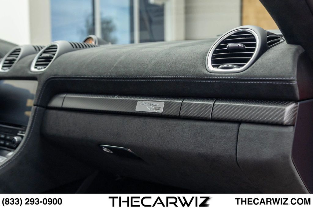 2023 Porsche 718 Cayman