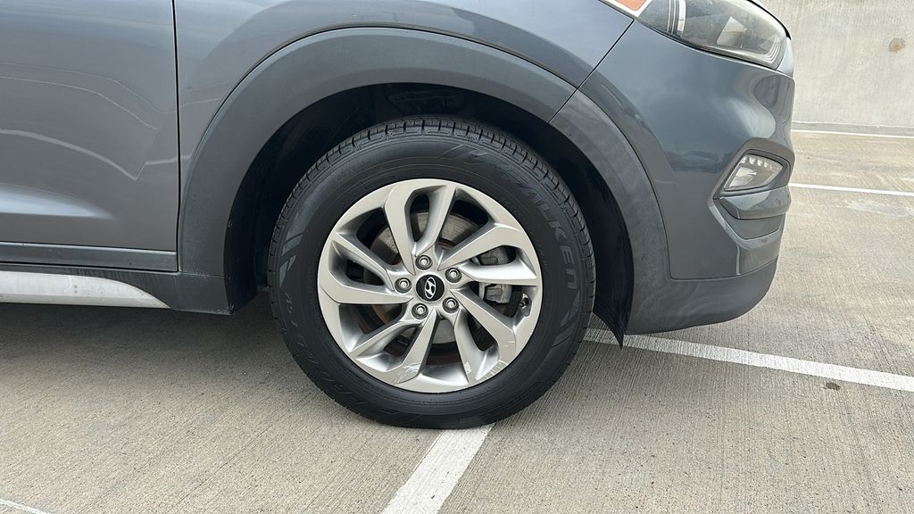 2018 Hyundai Tucson SEL Gray at Baytown Hyundai