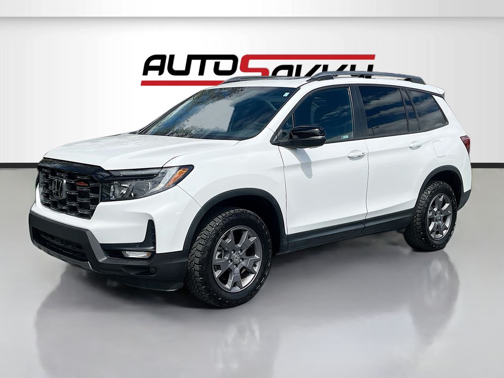 Used 2024 White Honda TrailSport image 3