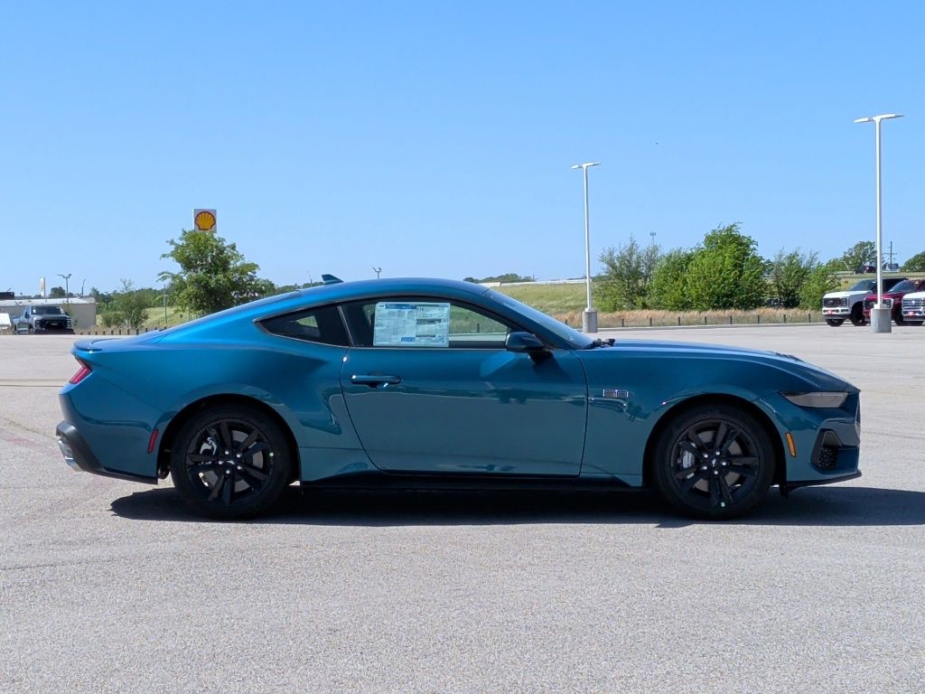 2026 Ford Mustang GT - 8