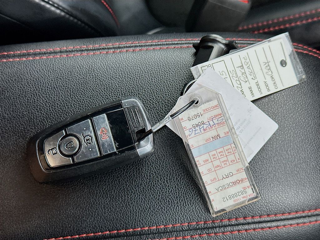 FordEscape34