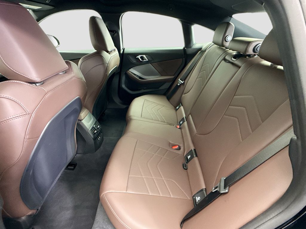 Thumbnail: 2026 BMW 2 Series - 19