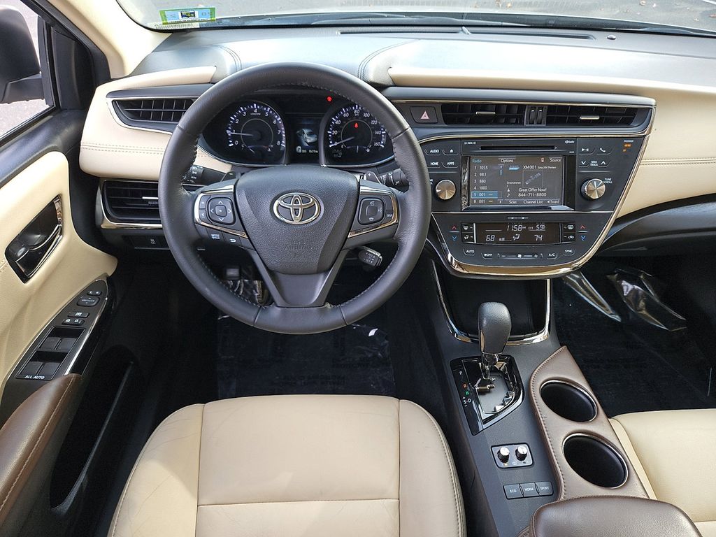Thumbnail: 2016 Toyota Avalon - 11