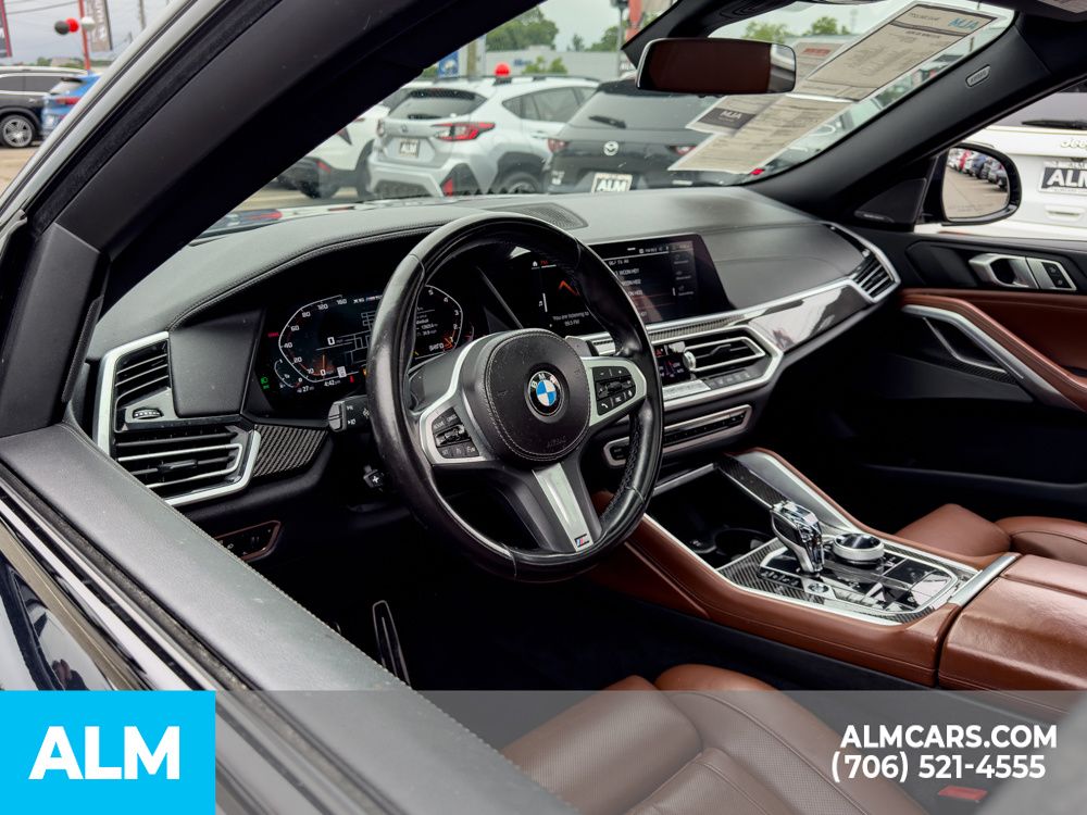 Used 2022 Black BMW M50i image 12