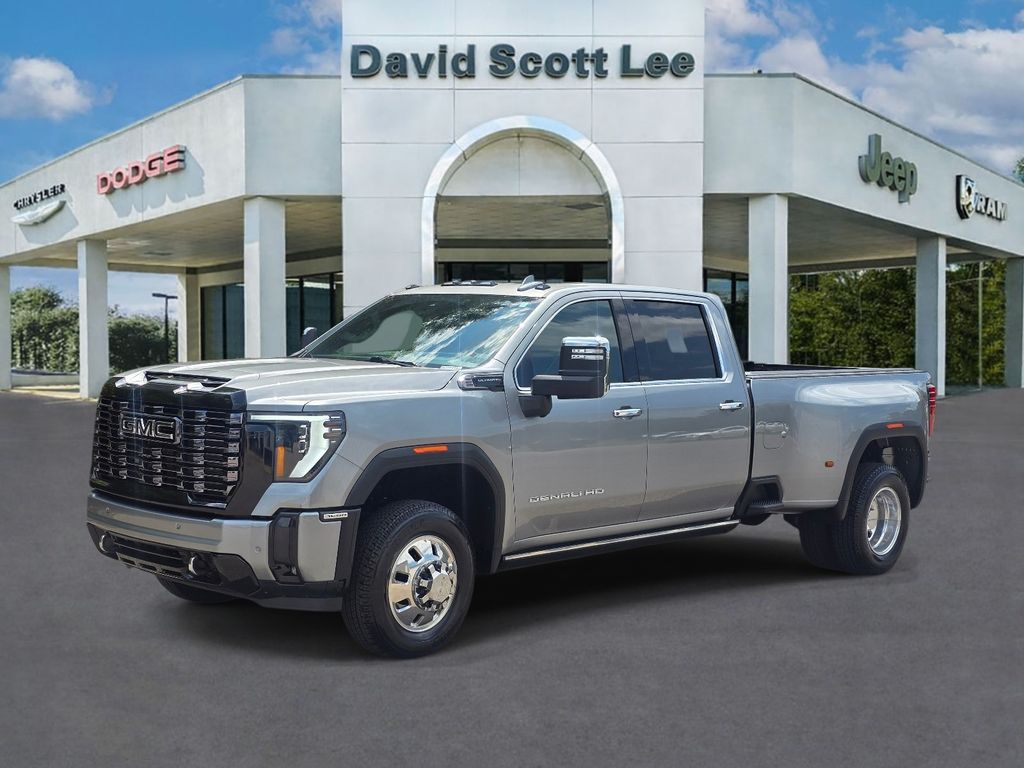 2025 GMC Sierra 3500HD Denali Ultimate Crew Cab 4WD