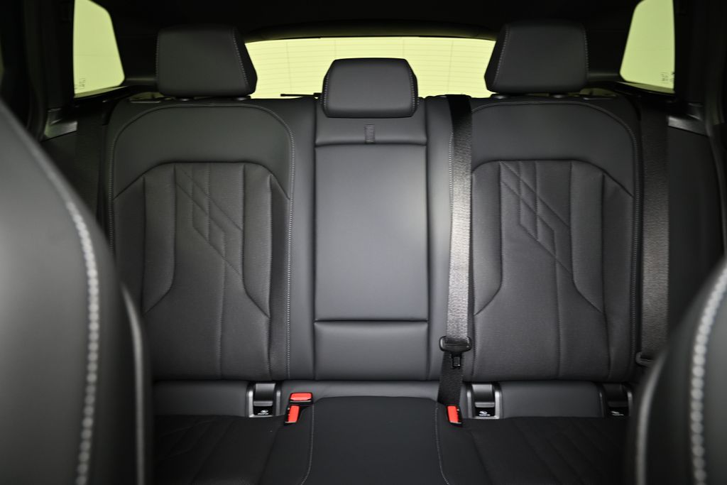 Thumbnail: 2026 BMW X3 - 25