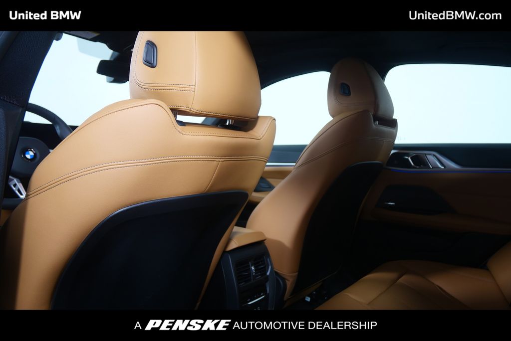 Thumbnail: 2026 BMW i4 - 17