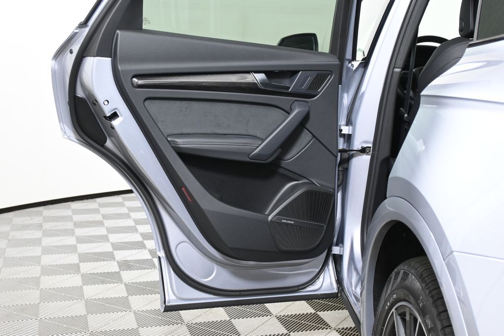 2024 Audi SQ5 Premium Plus 32