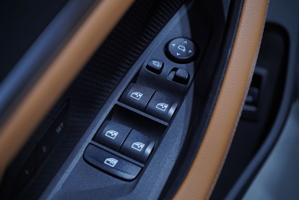 2023 BMW i4 eDrive40 17