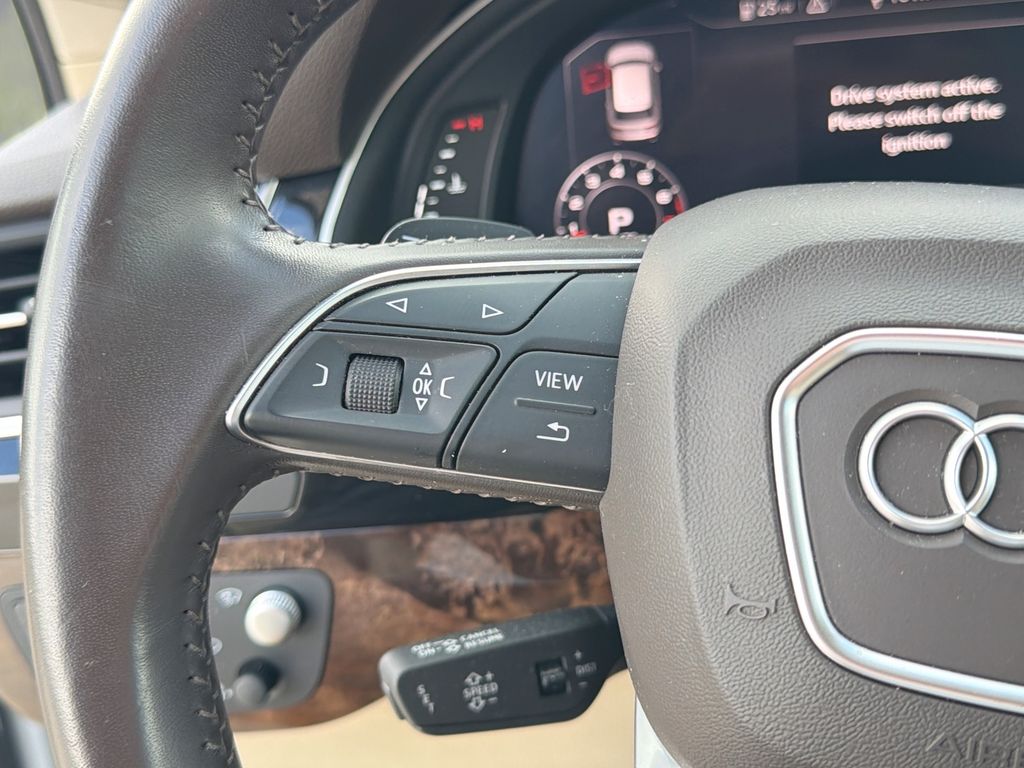 Thumbnail: 2019 Audi Q7 - 26