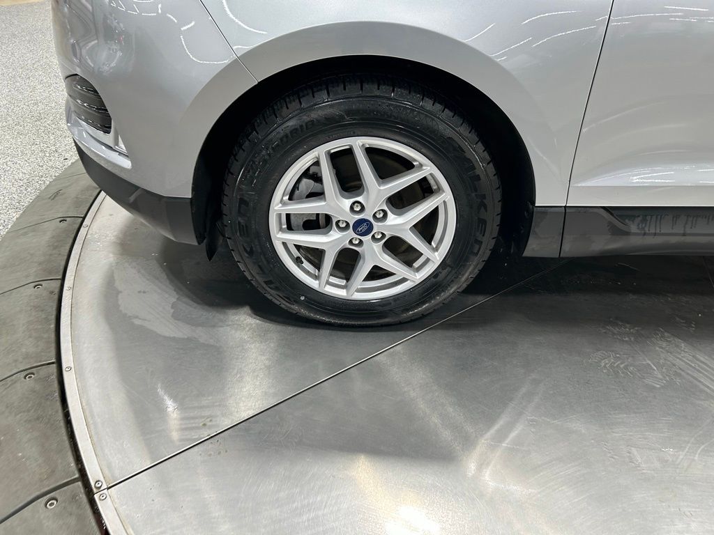 used 2022 Ford Edge car, priced at $19,841