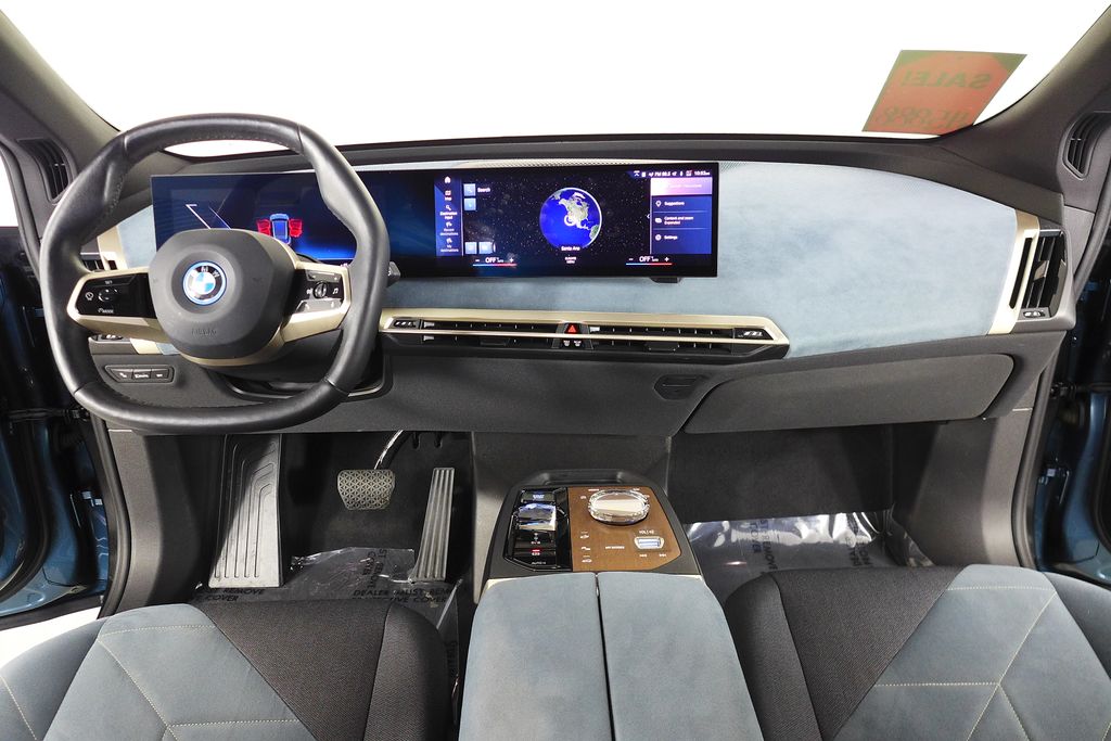 Thumbnail: 2023 BMW iX - 23