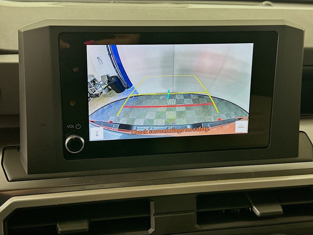 Thumbnail: 2025 Toyota Tacoma - 14